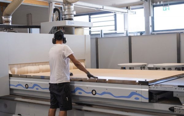 AUREDNIK Ehring Moebelwerk