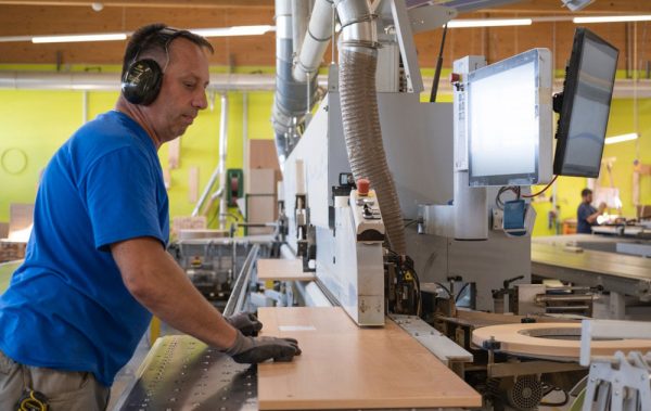 AUREDNIK Ehring Moebelwerk